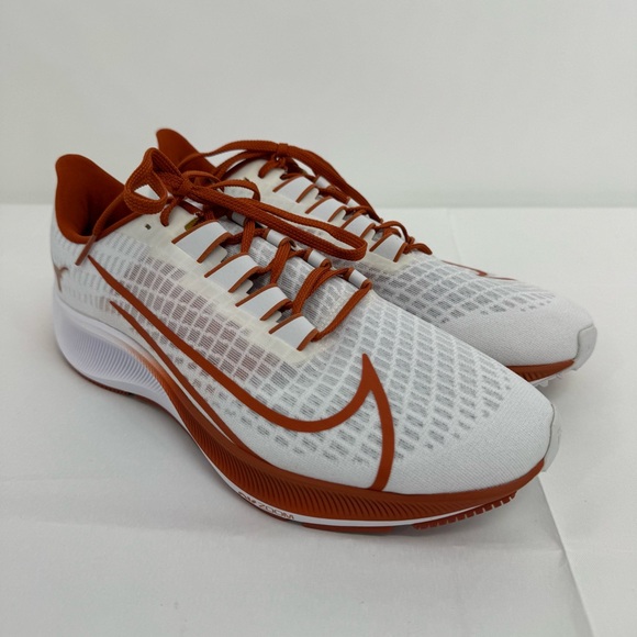 nike air zoom pegasus 37 texas